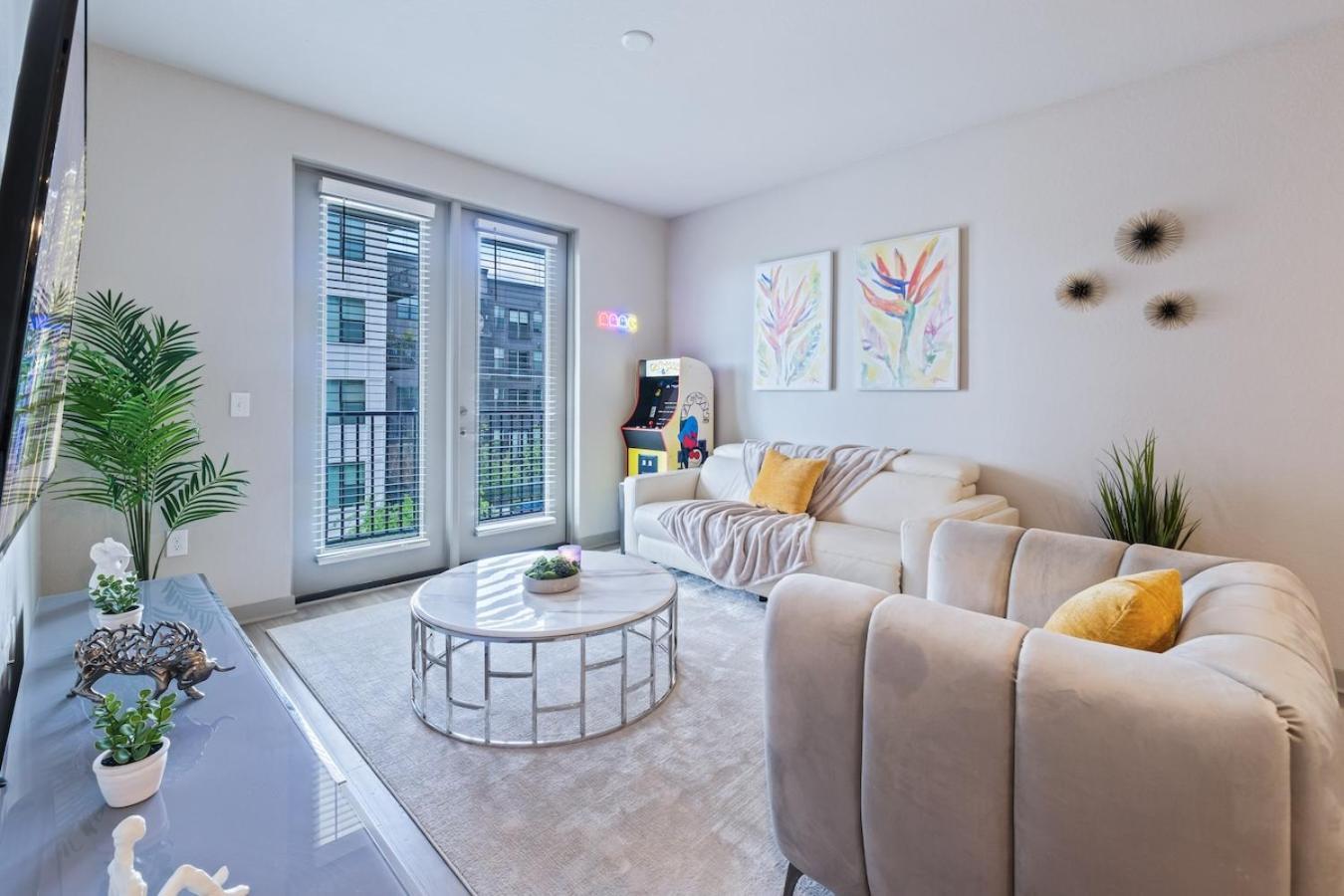 Appartement Tropicana Field 2 Bed In Dwtwn With Free Parking à St. Petersburg Extérieur photo