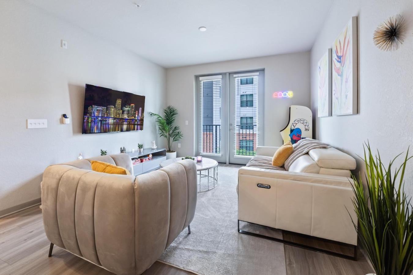 Appartement Tropicana Field 2 Bed In Dwtwn With Free Parking à St. Petersburg Extérieur photo