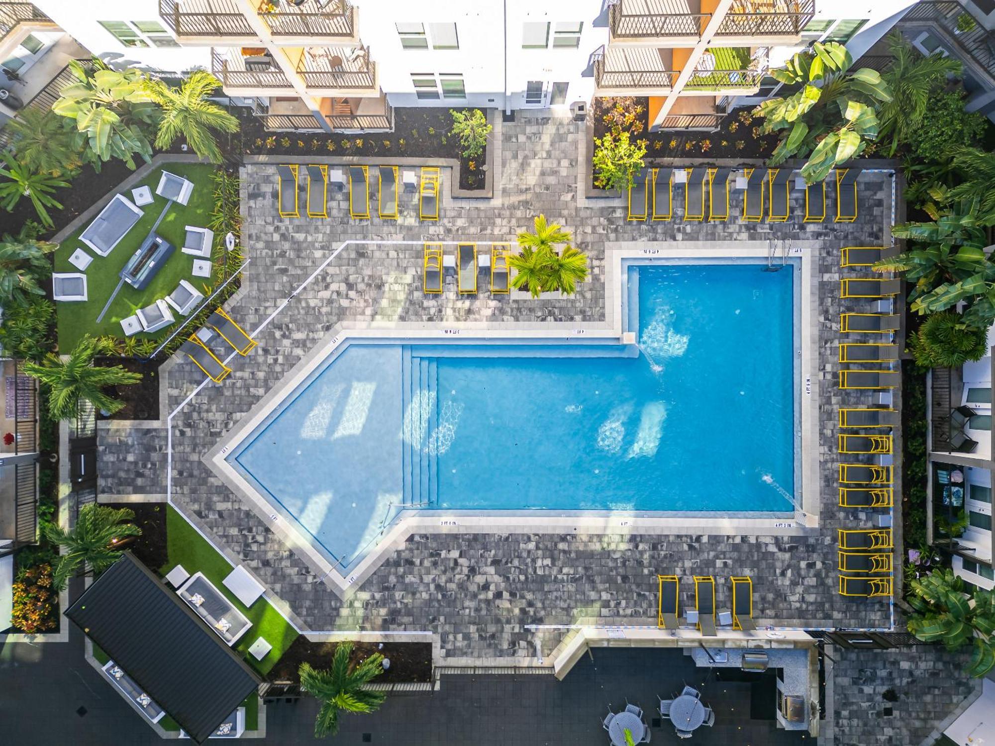 Appartement Tropicana Field 2 Bed In Dwtwn With Free Parking à St. Petersburg Extérieur photo